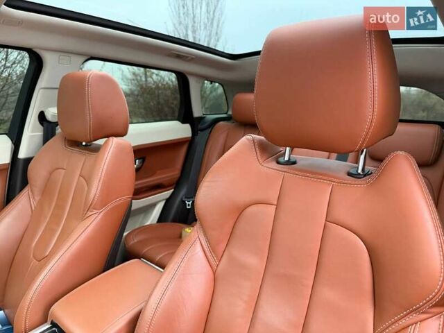 Білий Ленд Ровер Рендж Ровер Евок, об'ємом двигуна 2 л та пробігом 125 тис. км за 14800 $, фото 41 на Automoto.ua