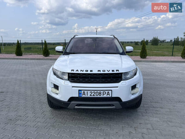 Белый Ленд Ровер Рендж Ровер Эвок, объемом двигателя 2 л и пробегом 233 тыс. км за 15650 $, фото 1 на Automoto.ua