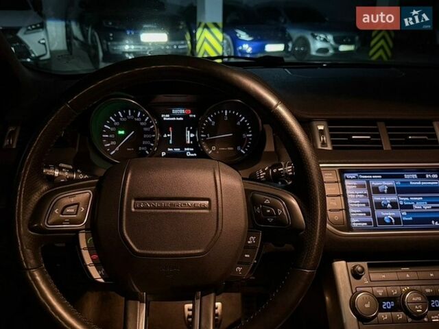 Білий Ленд Ровер Рендж Ровер Евок, об'ємом двигуна 2.18 л та пробігом 150 тис. км за 22000 $, фото 16 на Automoto.ua