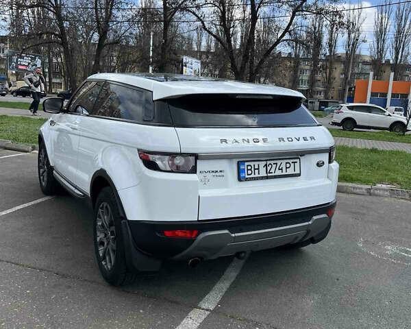 Білий Ленд Ровер Рендж Ровер Евок, об'ємом двигуна 2.18 л та пробігом 178 тис. км за 15900 $, фото 9 на Automoto.ua