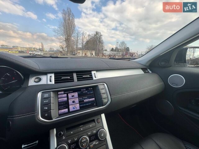 Білий Ленд Ровер Рендж Ровер Евок, об'ємом двигуна 2 л та пробігом 70 тис. км за 16000 $, фото 29 на Automoto.ua