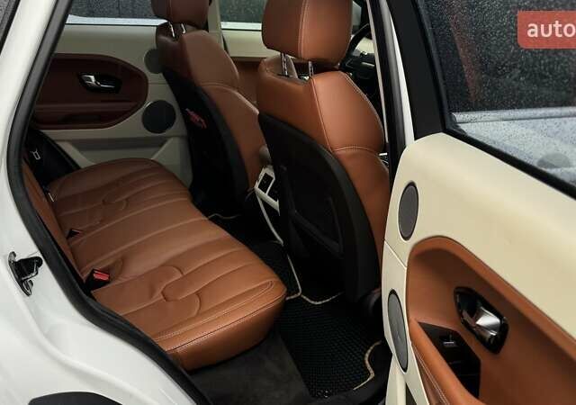 Білий Ленд Ровер Рендж Ровер Евок, об'ємом двигуна 2 л та пробігом 231 тис. км за 16990 $, фото 48 на Automoto.ua