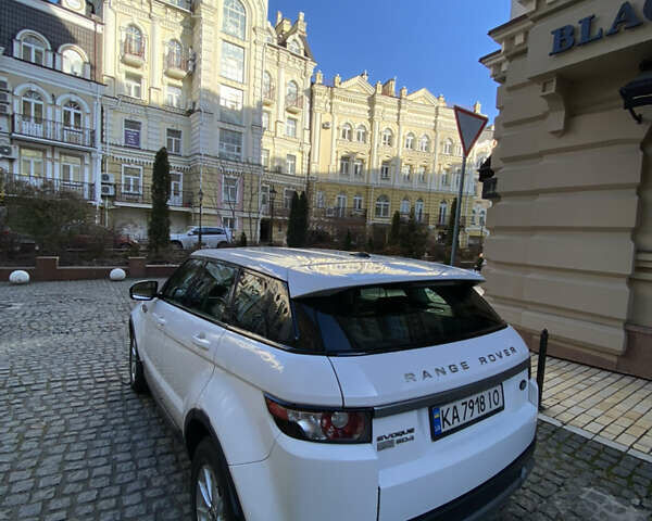 Ленд Ровер Рендж Ровер Эвок 2012 в Киеве на Automoto.ua Белый Ленд Ровер Рендж Ровер Эвок, объемом двигателя 2.18 л и пробегом 215 тыс. км за 19999 $, фото 32 на Automoto.ua