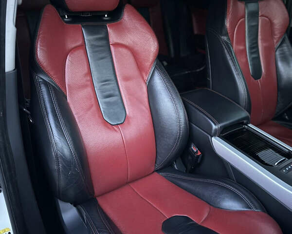 Белый Ленд Ровер Рендж Ровер Эвок, объемом двигателя 2.18 л и пробегом 193 тыс. км за 19500 $, фото 7 на Automoto.ua