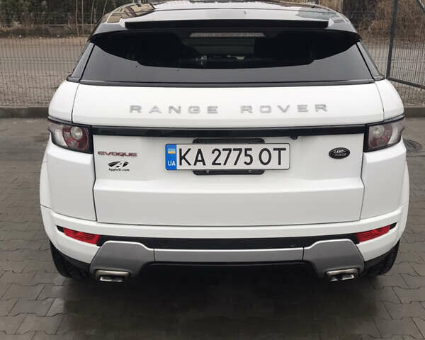 Білий Ленд Ровер Рендж Ровер Евок, об'ємом двигуна 2 л та пробігом 182 тис. км за 12600 $, фото 7 на Automoto.ua