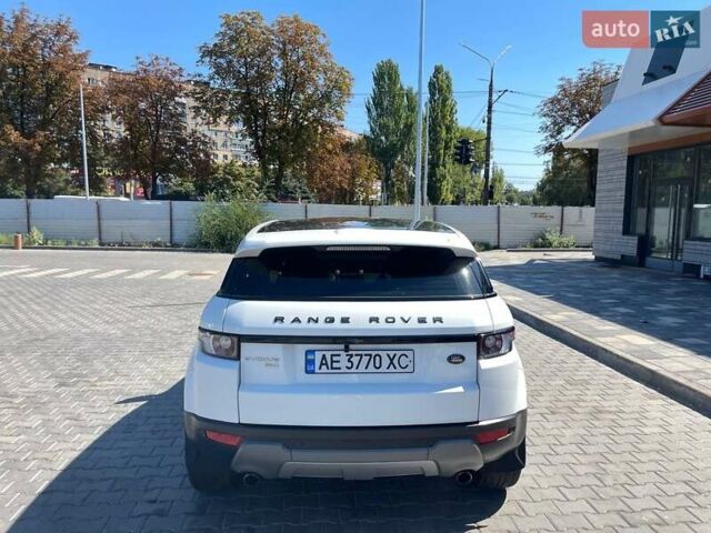 Белый Ленд Ровер Рендж Ровер Эвок, объемом двигателя 2 л и пробегом 125 тыс. км за 16800 $, фото 6 на Automoto.ua
