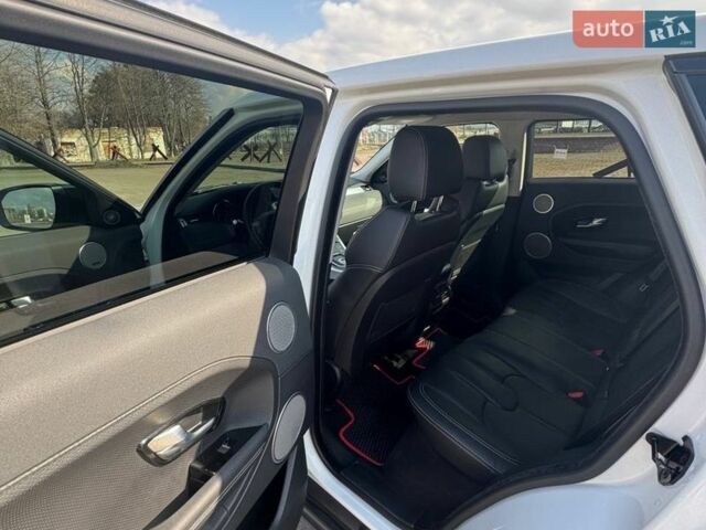 Білий Ленд Ровер Рендж Ровер Евок, об'ємом двигуна 2 л та пробігом 70 тис. км за 21000 $, фото 20 на Automoto.ua