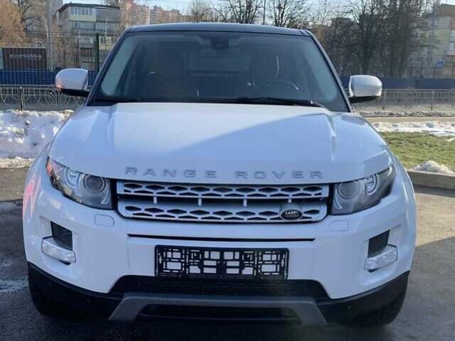 Білий Ленд Ровер Рендж Ровер Евок, об'ємом двигуна 2.18 л та пробігом 130 тис. км за 17999 $, фото 2 на Automoto.ua