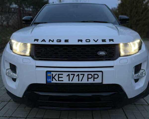Белый Ленд Ровер Рендж Ровер Эвок, объемом двигателя 2.18 л и пробегом 193 тыс. км за 19500 $, фото 2 на Automoto.ua