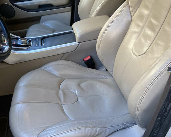 Ленд Ровер Рендж Ровер Эвок 2012 в Киеве на Automoto.ua Белый Ленд Ровер Рендж Ровер Эвок, объемом двигателя 2.18 л и пробегом 215 тыс. км за 19999 $, фото 55 на Automoto.ua