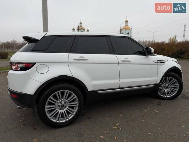Білий Ленд Ровер Рендж Ровер Евок, об'ємом двигуна 2 л та пробігом 125 тис. км за 14800 $, фото 24 на Automoto.ua
