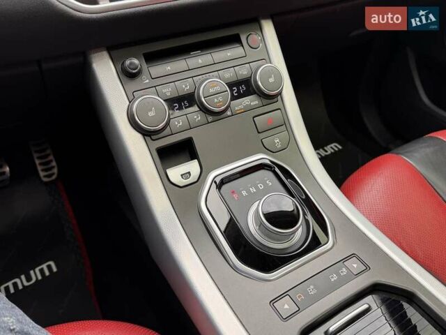 Белый Ленд Ровер Рендж Ровер Эвок, объемом двигателя 2 л и пробегом 63 тыс. км за 18900 $, фото 19 на Automoto.ua