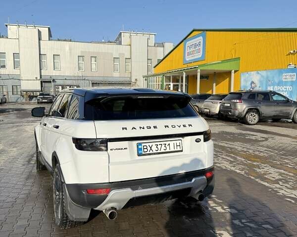Білий Ленд Ровер Рендж Ровер Евок, об'ємом двигуна 2 л та пробігом 186 тис. км за 16900 $, фото 5 на Automoto.ua