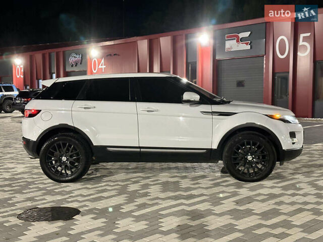 Белый Ленд Ровер Рендж Ровер Эвок, объемом двигателя 2 л и пробегом 200 тыс. км за 15500 $, фото 5 на Automoto.ua