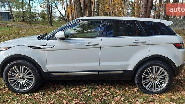 Білий Ленд Ровер Рендж Ровер Евок, об'ємом двигуна 2 л та пробігом 228 тис. км за 13300 $, фото 12 на Automoto.ua