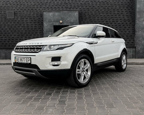 Білий Ленд Ровер Рендж Ровер Евок, об'ємом двигуна 2.2 л та пробігом 190 тис. км за 19800 $, фото 8 на Automoto.ua