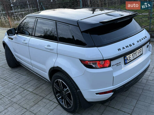 Белый Ленд Ровер Рендж Ровер Эвок, объемом двигателя 2.18 л и пробегом 193 тыс. км за 19500 $, фото 4 на Automoto.ua
