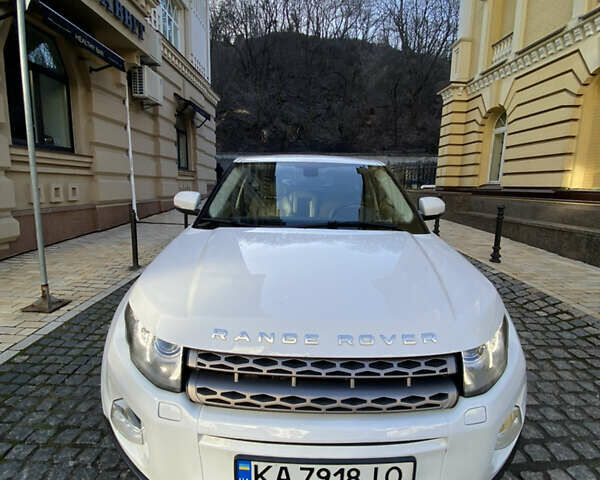 Ленд Ровер Рендж Ровер Эвок 2012 в Киеве на Automoto.ua Белый Ленд Ровер Рендж Ровер Эвок, объемом двигателя 2.18 л и пробегом 215 тыс. км за 19999 $, фото 38 на Automoto.ua