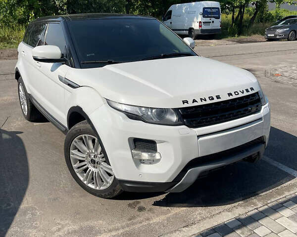 Білий Ленд Ровер Рендж Ровер Евок, об'ємом двигуна 2 л та пробігом 240 тис. км за 13500 $, фото 3 на Automoto.ua