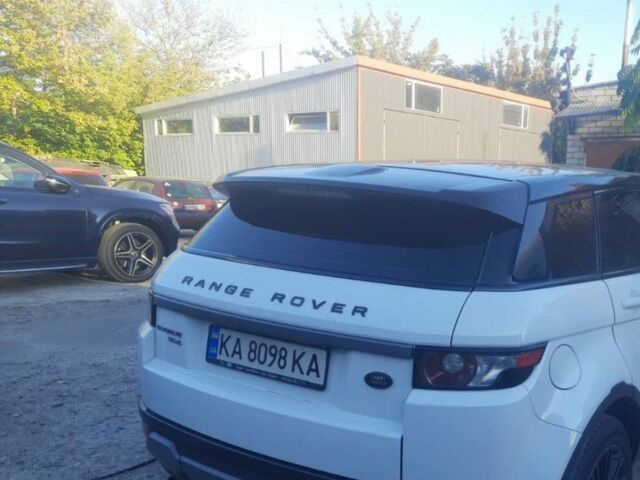 Білий Ленд Ровер Рендж Ровер Евок, об'ємом двигуна 2.18 л та пробігом 210 тис. км за 18300 $, фото 5 на Automoto.ua