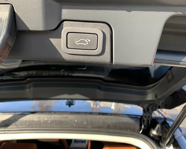 Білий Ленд Ровер Рендж Ровер Евок, об'ємом двигуна 2.18 л та пробігом 130 тис. км за 17999 $, фото 10 на Automoto.ua