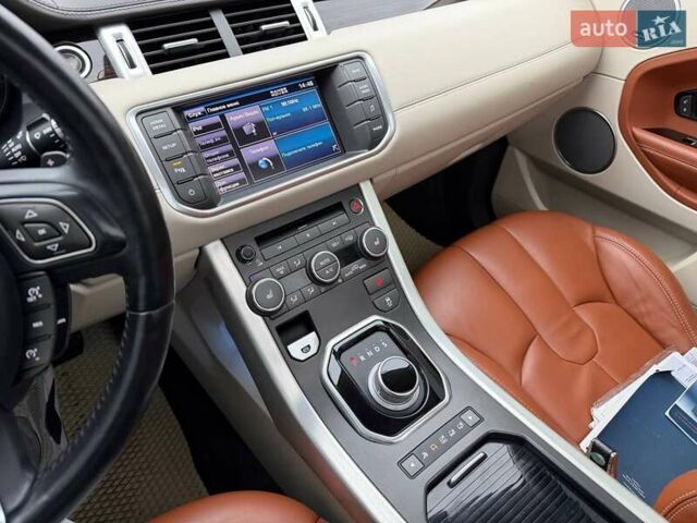Білий Ленд Ровер Рендж Ровер Евок, об'ємом двигуна 2 л та пробігом 125 тис. км за 14800 $, фото 52 на Automoto.ua