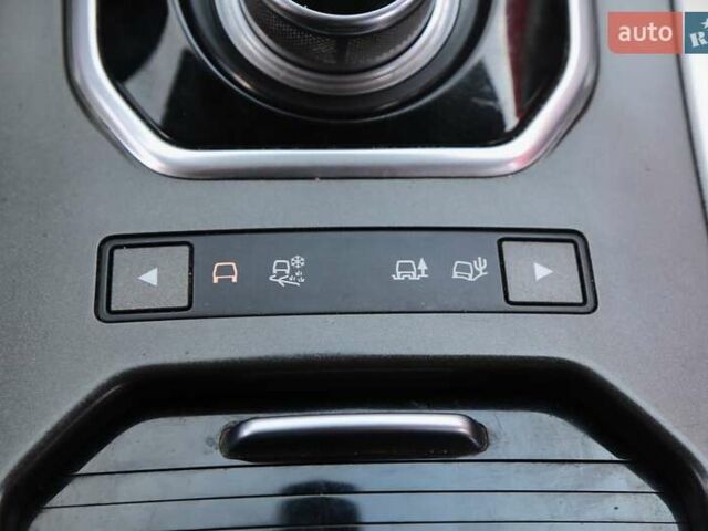 Белый Ленд Ровер Рендж Ровер Эвок, объемом двигателя 2.18 л и пробегом 176 тыс. км за 19500 $, фото 21 на Automoto.ua