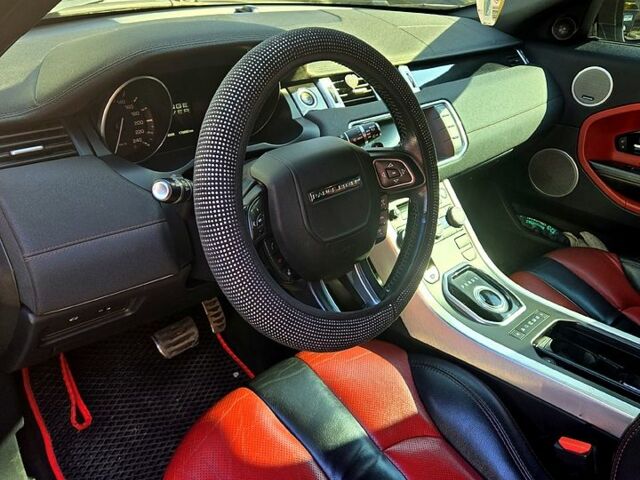 Белый Ленд Ровер Рендж Ровер Эвок, объемом двигателя 2 л и пробегом 175 тыс. км за 18999 $, фото 5 на Automoto.ua