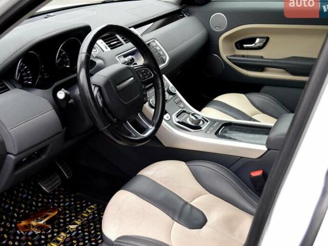 Белый Ленд Ровер Рендж Ровер Эвок, объемом двигателя 2 л и пробегом 175 тыс. км за 14900 $, фото 17 на Automoto.ua