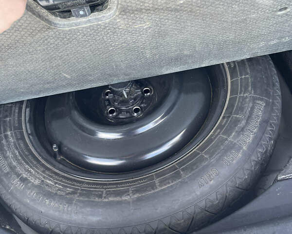 Білий Ленд Ровер Рендж Ровер Евок, об'ємом двигуна 2.18 л та пробігом 208 тис. км за 19500 $, фото 36 на Automoto.ua