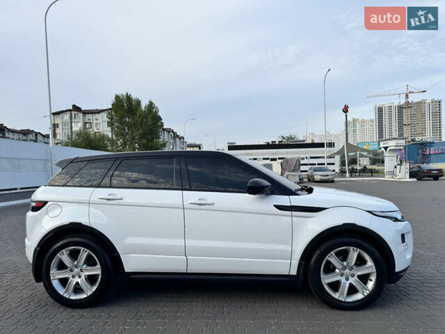 Белый Ленд Ровер Рендж Ровер Эвок, объемом двигателя 2.18 л и пробегом 126 тыс. км за 20800 $, фото 6 на Automoto.ua