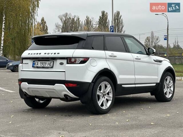 Ленд Ровер Рендж Ровер Эвок 2013 в Киеве на Automoto.ua Белый Ленд Ровер Рендж Ровер Эвок, объемом двигателя 2 л и пробегом 178 тыс. км за 15500 $, фото 4 на Automoto.ua
