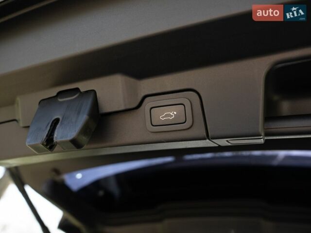 Белый Ленд Ровер Рендж Ровер Эвок, объемом двигателя 2.2 л и пробегом 148 тыс. км за 19000 $, фото 27 на Automoto.ua