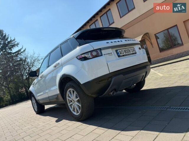 Білий Ленд Ровер Рендж Ровер Евок, об'ємом двигуна 2.18 л та пробігом 187 тис. км за 18200 $, фото 11 на Automoto.ua