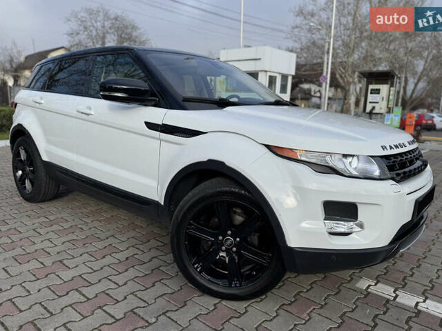 Ленд Ровер Рендж Ровер Эвок 2013 в Одессе на Automoto.ua Белый Ленд Ровер Рендж Ровер Эвок, объемом двигателя 2 л и пробегом 169 тыс. км за 16500 $, фото 19 на Automoto.ua