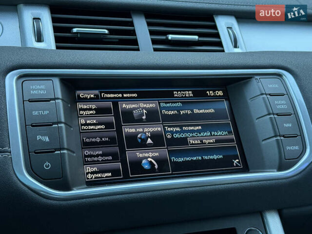 Ленд Ровер Рендж Ровер Эвок 2013 в Киеве на Automoto.ua Белый Ленд Ровер Рендж Ровер Эвок, объемом двигателя 2.18 л и пробегом 124 тыс. км за 18500 $, фото 27 на Automoto.ua
