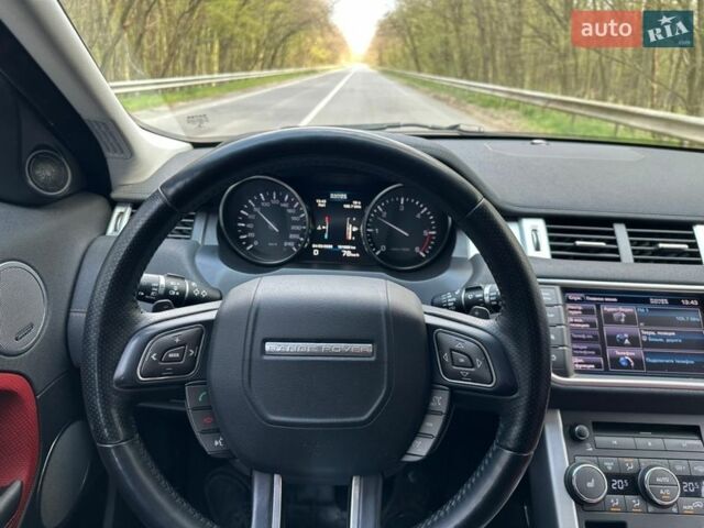 Белый Ленд Ровер Рендж Ровер Эвок, объемом двигателя 2.2 л и пробегом 158 тыс. км за 16500 $, фото 28 на Automoto.ua