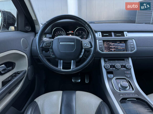 Ленд Ровер Рендж Ровер Эвок 2013 в Киеве на Automoto.ua Белый Ленд Ровер Рендж Ровер Эвок, объемом двигателя 2.18 л и пробегом 124 тыс. км за 18500 $, фото 23 на Automoto.ua