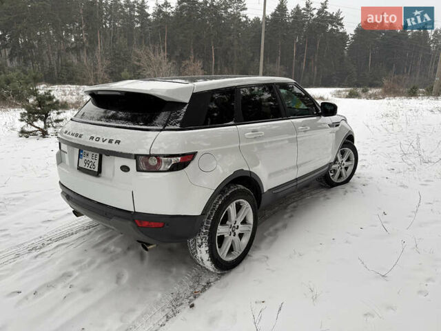 Білий Ленд Ровер Рендж Ровер Евок, об'ємом двигуна 2 л та пробігом 185 тис. км за 15500 $, фото 2 на Automoto.ua
