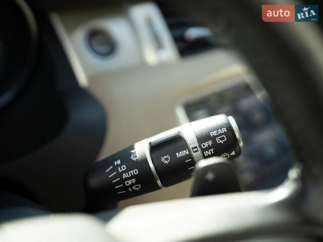 Білий Ленд Ровер Рендж Ровер Евок, об'ємом двигуна 2.2 л та пробігом 148 тис. км за 19000 $, фото 54 на Automoto.ua