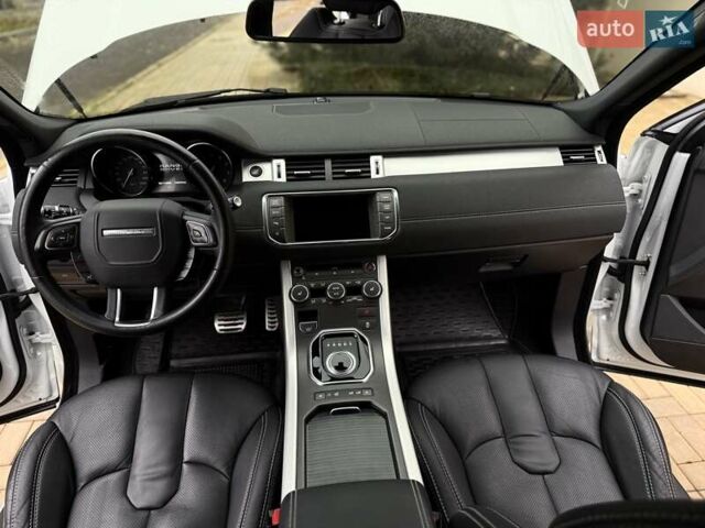 Белый Ленд Ровер Рендж Ровер Эвок, объемом двигателя 2 л и пробегом 104 тыс. км за 18900 $, фото 47 на Automoto.ua