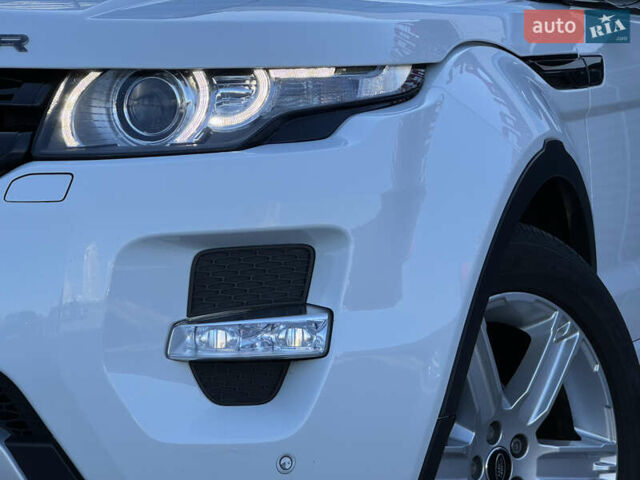 Ленд Ровер Рендж Ровер Эвок 2013 в Киеве на Automoto.ua Белый Ленд Ровер Рендж Ровер Эвок, объемом двигателя 2.18 л и пробегом 124 тыс. км за 18500 $, фото 13 на Automoto.ua
