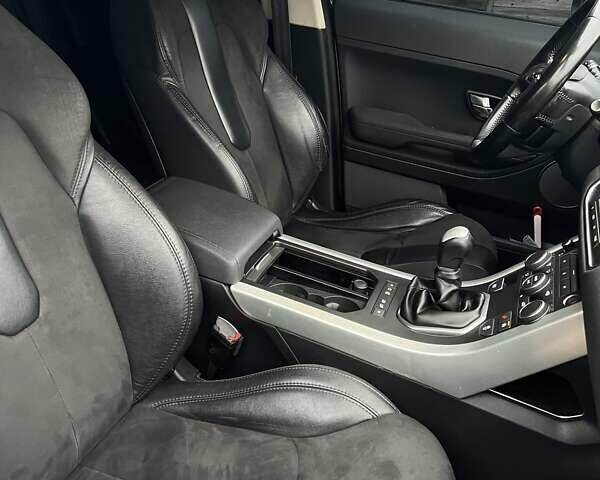 Білий Ленд Ровер Рендж Ровер Евок, об'ємом двигуна 2.18 л та пробігом 256 тис. км за 15500 $, фото 17 на Automoto.ua