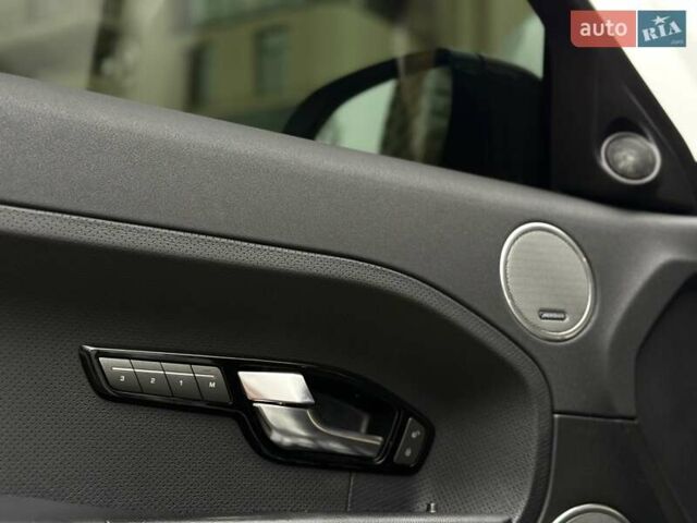 Білий Ленд Ровер Рендж Ровер Евок, об'ємом двигуна 2 л та пробігом 104 тис. км за 17950 $, фото 45 на Automoto.ua