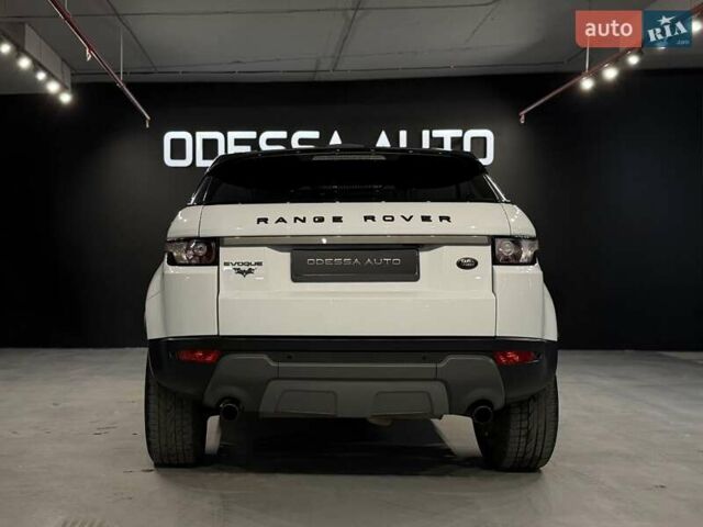 Білий Ленд Ровер Рендж Ровер Евок, об'ємом двигуна 2 л та пробігом 113 тис. км за 16500 $, фото 9 на Automoto.ua