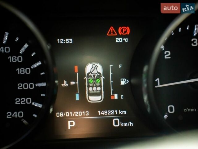 Белый Ленд Ровер Рендж Ровер Эвок, объемом двигателя 2.2 л и пробегом 148 тыс. км за 19000 $, фото 46 на Automoto.ua