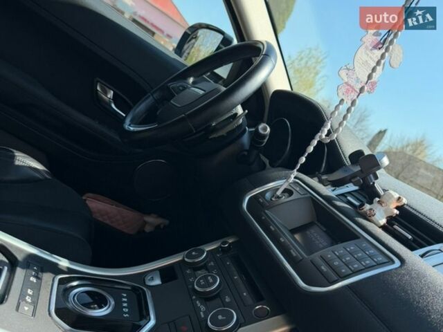 Білий Ленд Ровер Рендж Ровер Евок, об'ємом двигуна 2.18 л та пробігом 187 тис. км за 18200 $, фото 49 на Automoto.ua