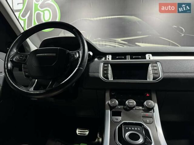 Белый Ленд Ровер Рендж Ровер Эвок, объемом двигателя 2.18 л и пробегом 72 тыс. км за 18999 $, фото 18 на Automoto.ua