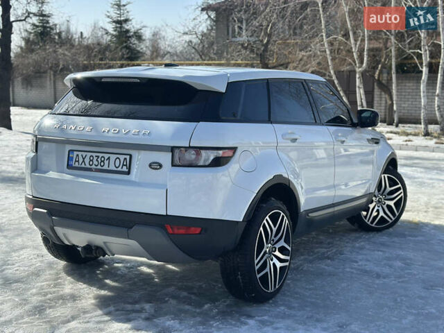Білий Ленд Ровер Рендж Ровер Евок, об'ємом двигуна 2.2 л та пробігом 223 тис. км за 15800 $, фото 16 на Automoto.ua