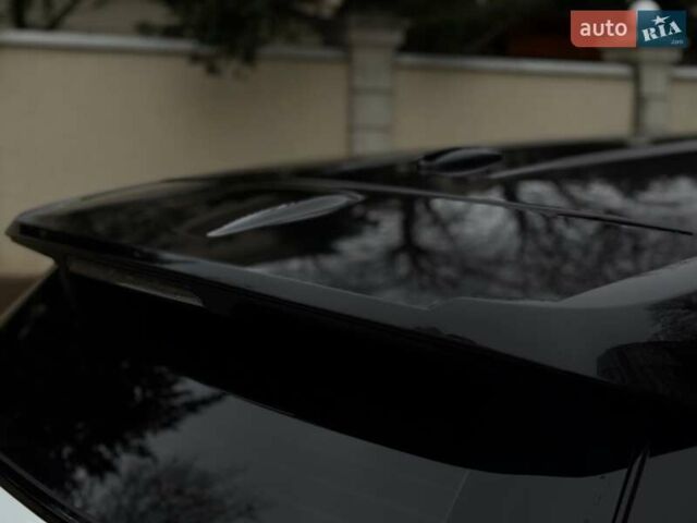 Білий Ленд Ровер Рендж Ровер Евок, об'ємом двигуна 2 л та пробігом 104 тис. км за 17950 $, фото 33 на Automoto.ua